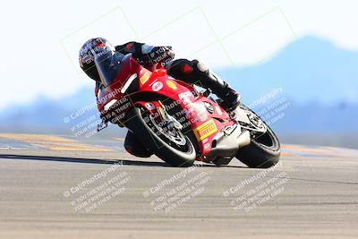 media/Jan-08-2022-SoCal Trackdays (Sat) [[1ec2777125]]/Turn 9 (125pm)/